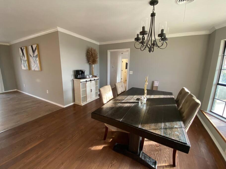 Large Modern Family Home! Soncy Luaran gambar