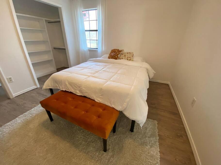 Large Modern Family Home! Soncy Luaran gambar